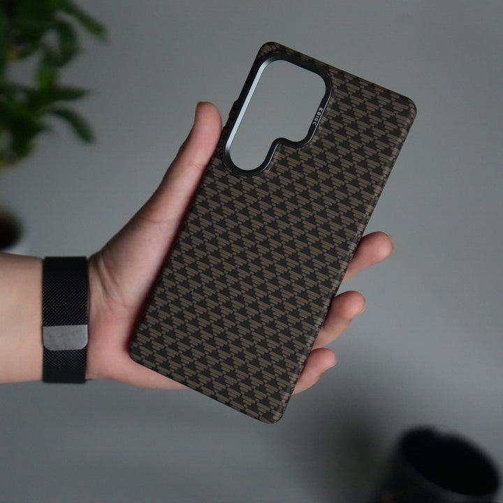 Galaxy S25 Ultra Houndstooth Pattern Case | Slim Hard Back Cover | Matte Finish Protective Case with MagSafe