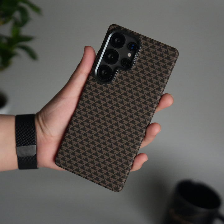 Galaxy S25 Ultra Houndstooth Pattern Case | Slim Hard Back Cover | Matte Finish Protective Case with MagSafe