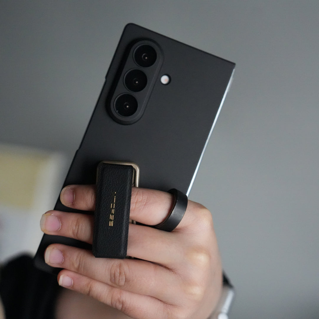 Galaxy Z Fold 7 Ultra-thin Wristband Brace Holder Kick Stand Front Glass Protective Case