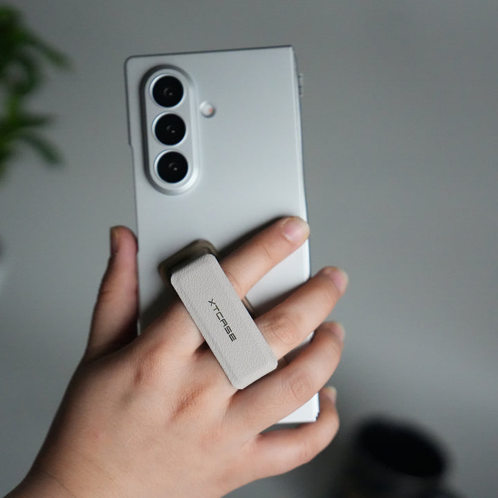 Galaxy Z Fold 7 Ultra-thin Wristband Brace Holder Kick Stand Front Glass Protective Case