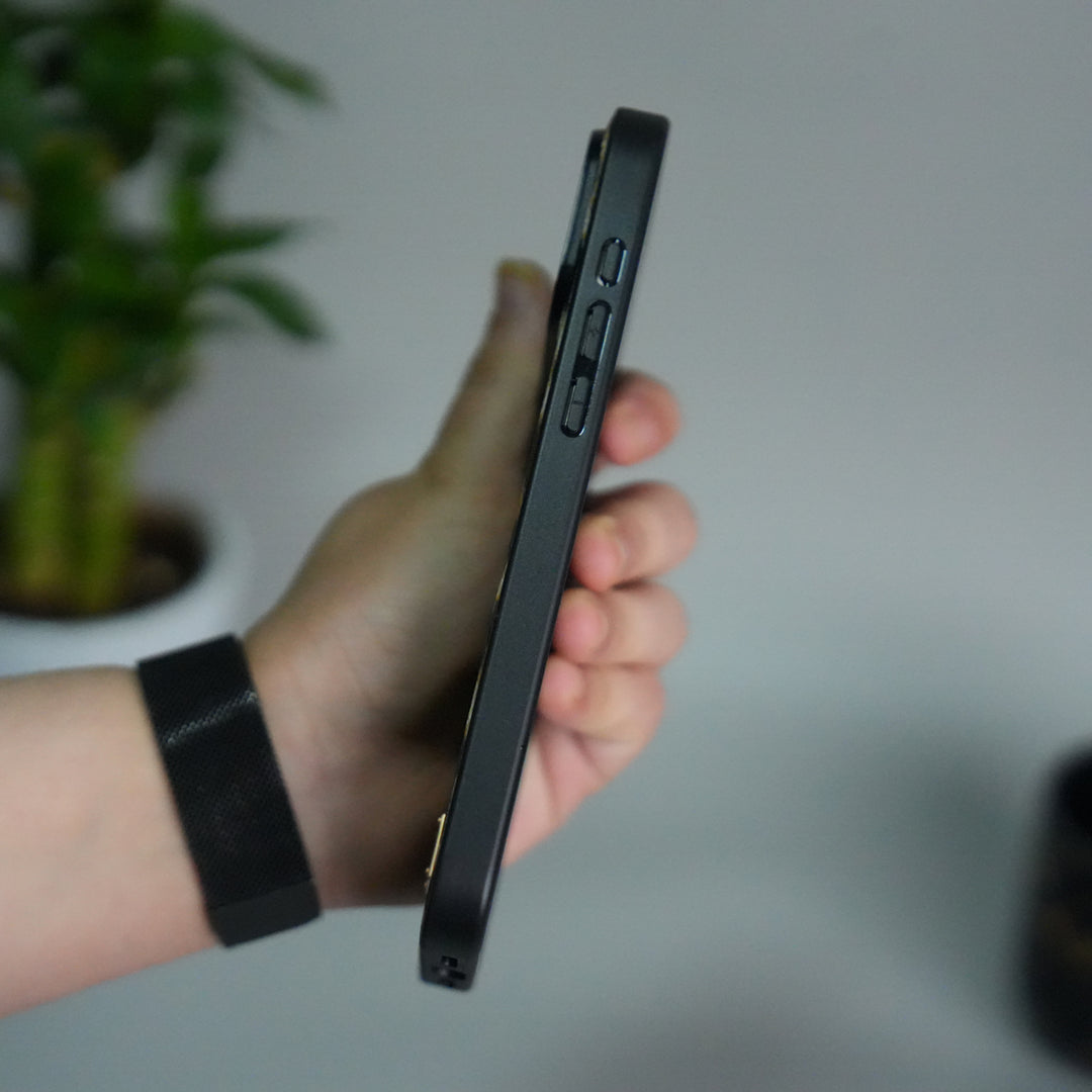 iPhone 17 Series Luxury DG Leopard Pattern Case Cover