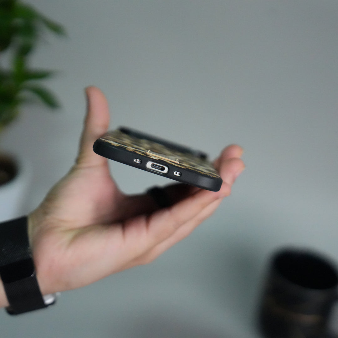 iPhone 17 Series Luxury DG Leopard Pattern Case Cover