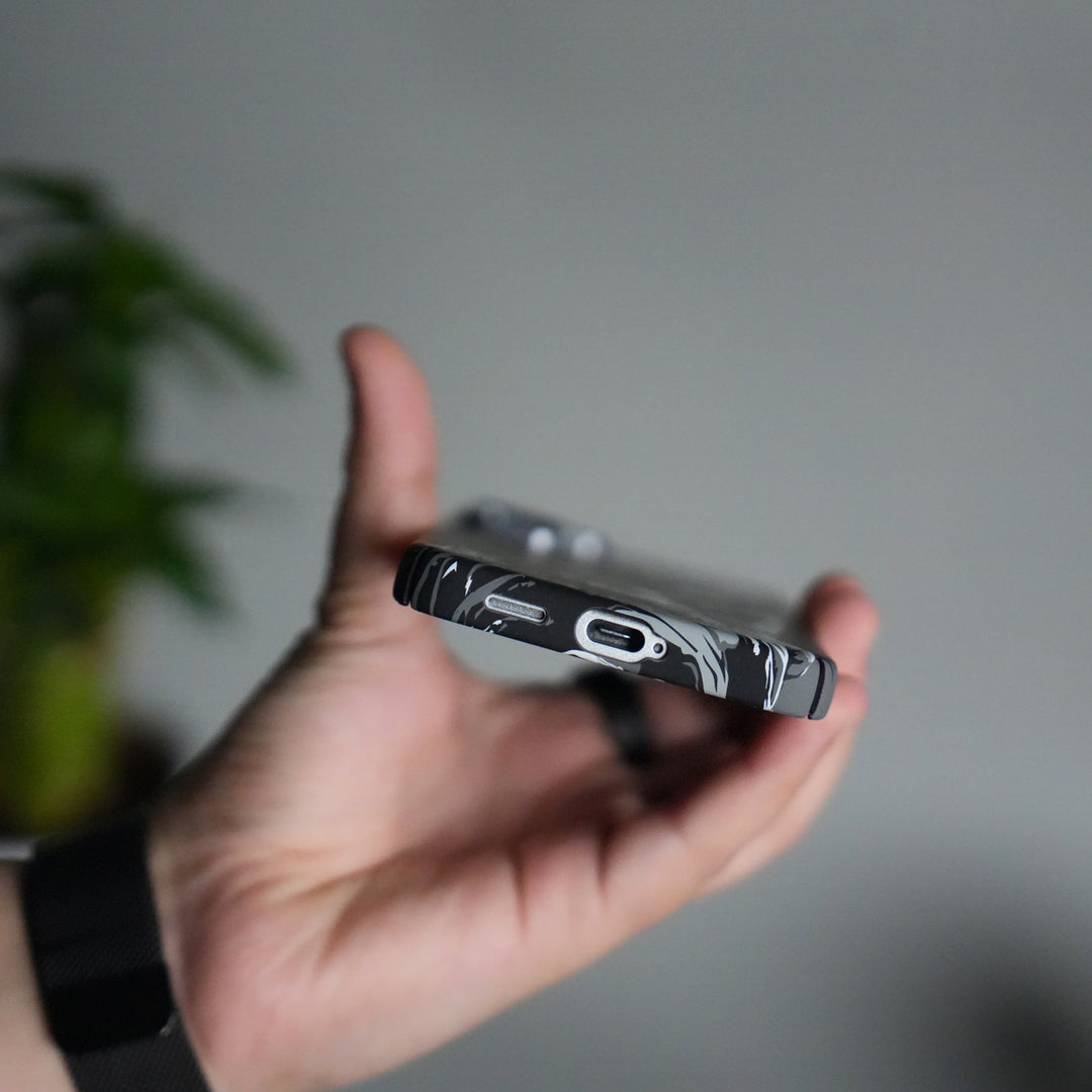 Galaxy S24 Carbon Fiber Texture Case | Gray Tiger Printed Hard PC Cover with MagSafe | Shockproof Slim Protection