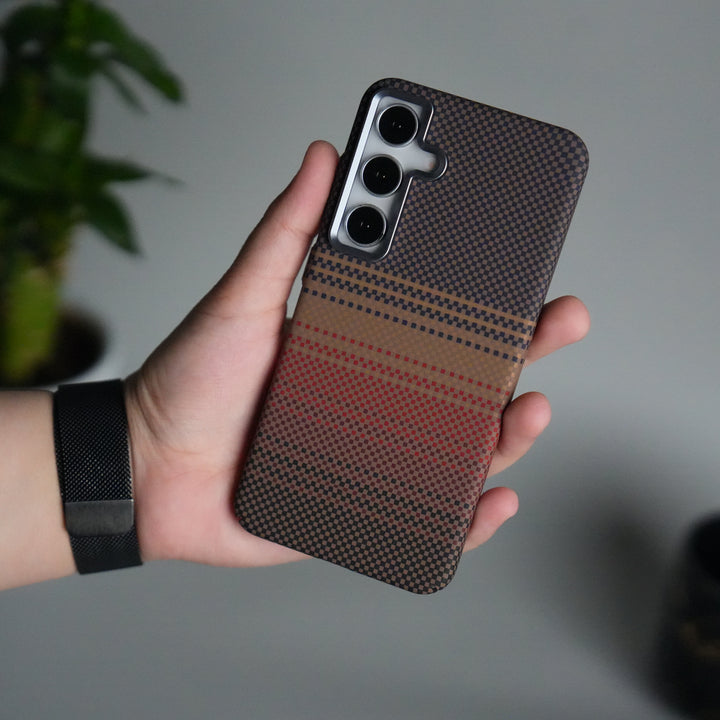 Galaxy S24 Carbon Fiber Texture Aramid Design Hard Pc MagSafe Case Cover | OrangeRed