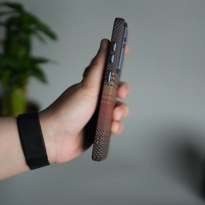 Galaxy S24 Carbon Fiber Texture Aramid Design Hard Pc MagSafe Case Cover | OrangeRed