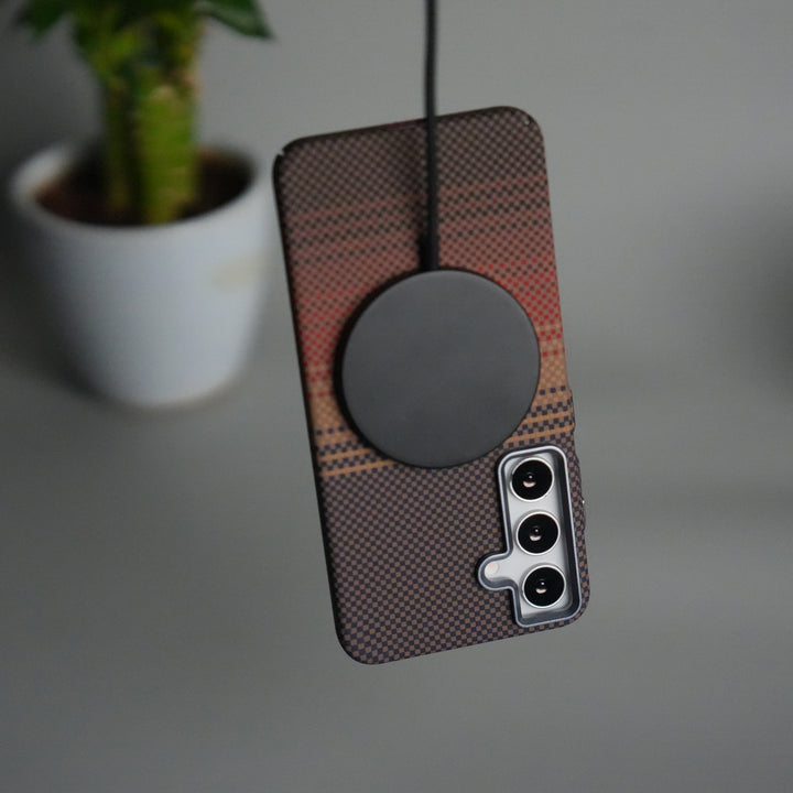 Galaxy S24 Carbon Fiber Texture Aramid Design Hard Pc MagSafe Case Cover | OrangeRed