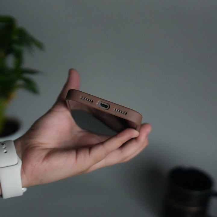 iPhone 17 Pro Metal Camera Ring Carbon Fiber Design MagSafe Cover