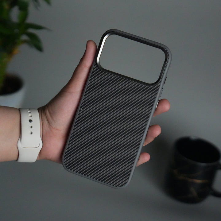 iPhone 17 Pro Metal Camera Ring Carbon Fiber Design MagSafe Cover