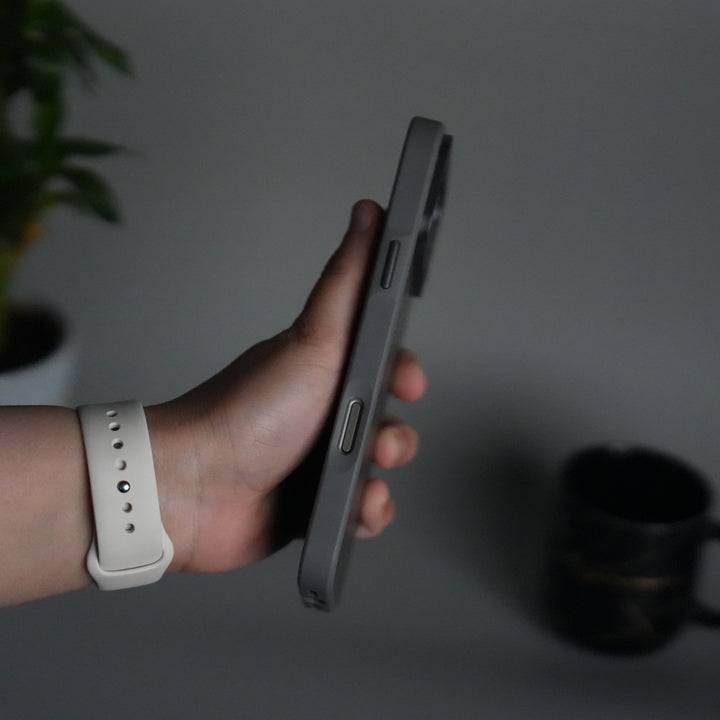 iPhone 17 Pro Metal Camera Ring Carbon Fiber Design MagSafe Cover