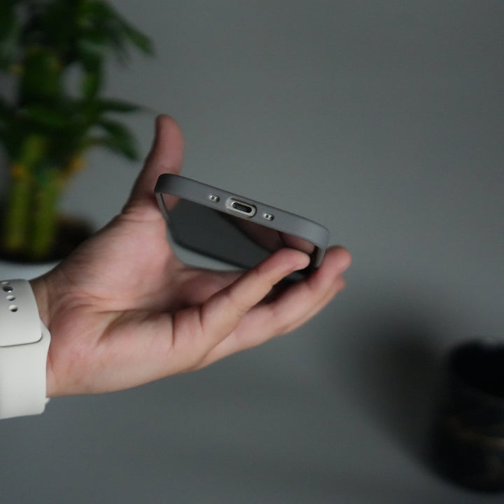 iPhone 17 Air Metal Camera Ring Carbon Fiber Design MagSafe Cover