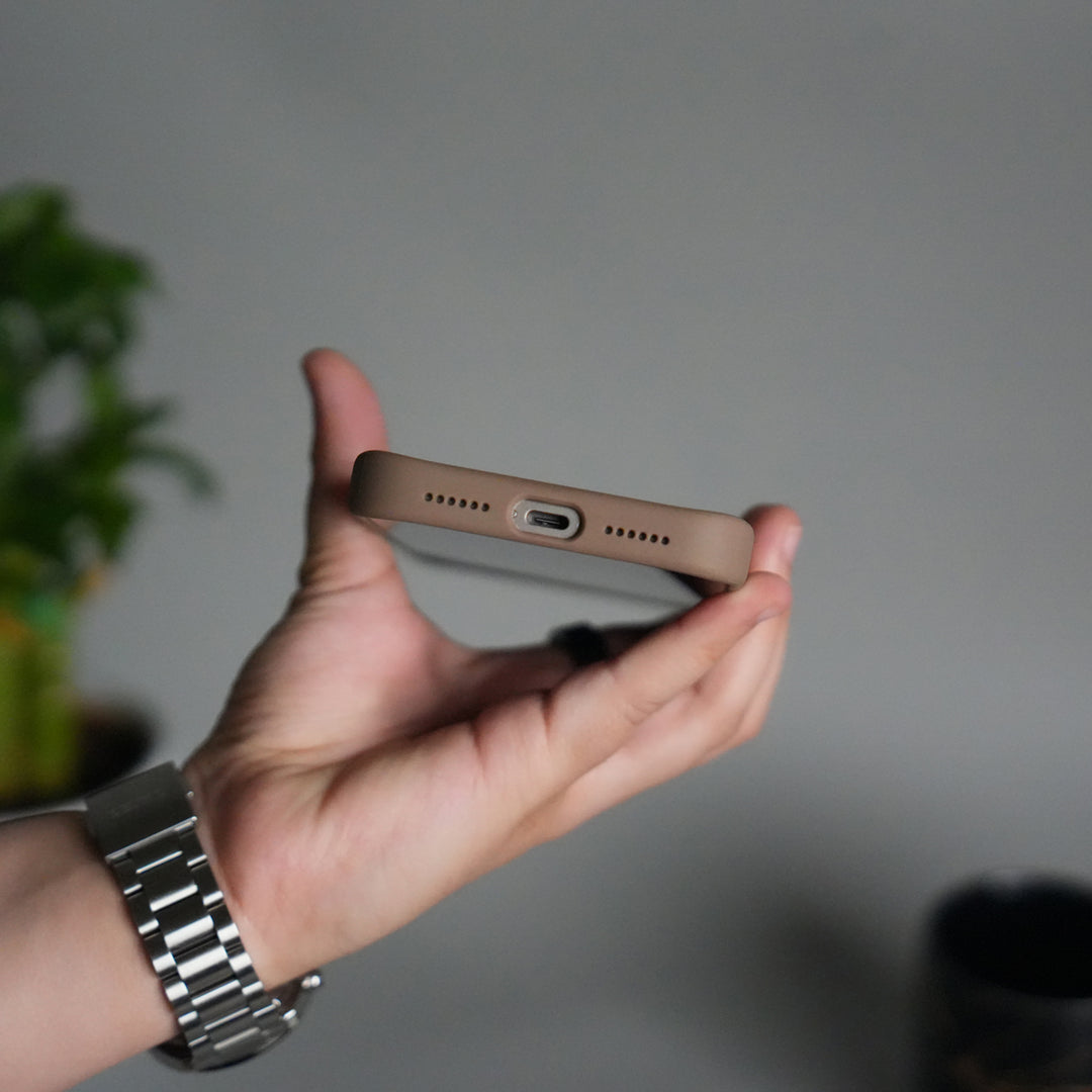 iPhone 17 Pro Crocodile Leather Pattern Case | Premium Luxury Back Cover with Metal Camera Frame