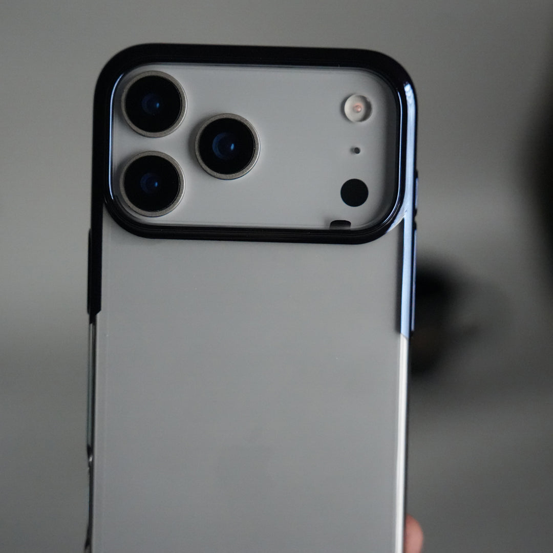 iPhone 17 Pro Clear Transparent Case | Slim Back Cover with Electroplated Edges | Blue