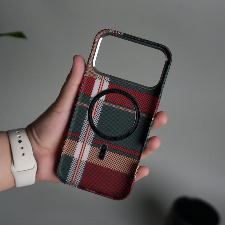 iPhone 17 Pro Carbon Fiber Texture Design Hard Pc MagSafe Case Cover GreenRed