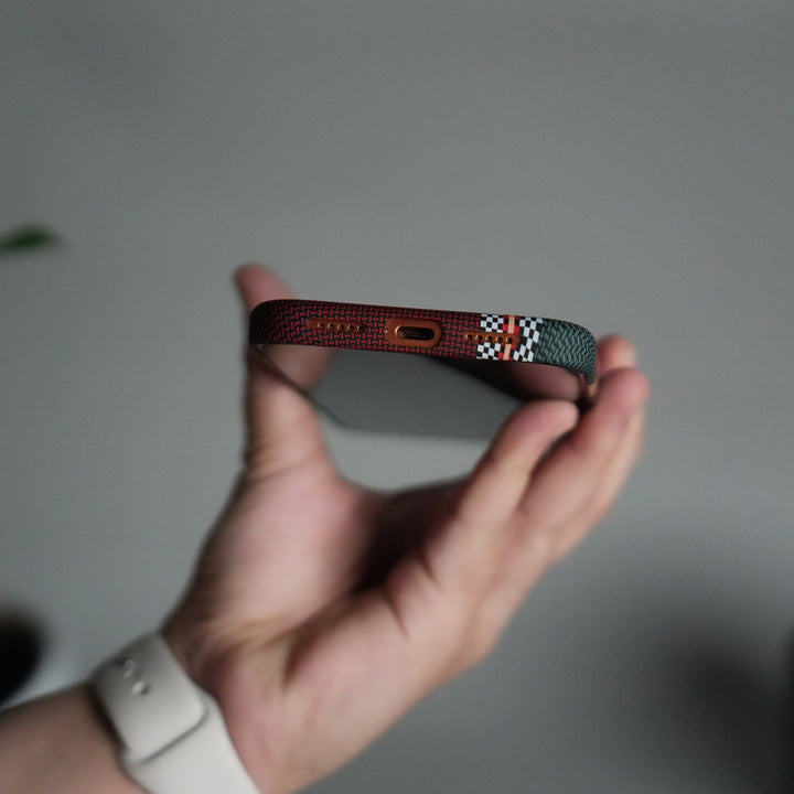 iPhone 17 Pro Carbon Fiber Texture Design Hard Pc MagSafe Case Cover GreenRed