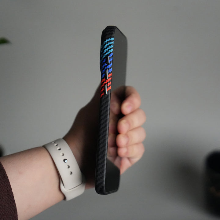 iPhone 17 Pro Carbon Fiber Texture Design Hard Pc MagSafe Case Cover CrossBlueRed