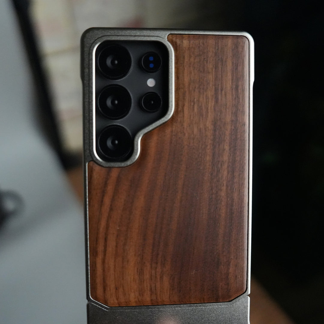 Galaxy S25 Ultra Magnetic Wooden Frameless Phone Case | Protective Shockproof Wireless Charging Cover