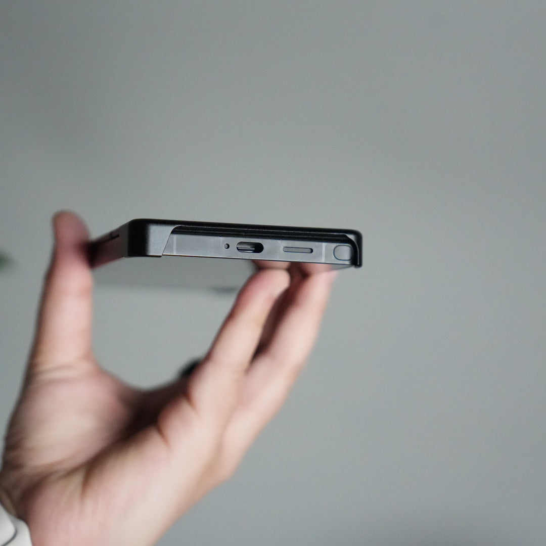 Galaxy S25 Ultra Magnetic Wooden Frameless Phone Case | Protective Shockproof Wireless Charging Cover