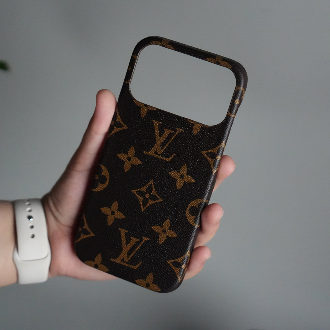 iPhone 17 Series Luxury Full PU Leather Designer Case Cover