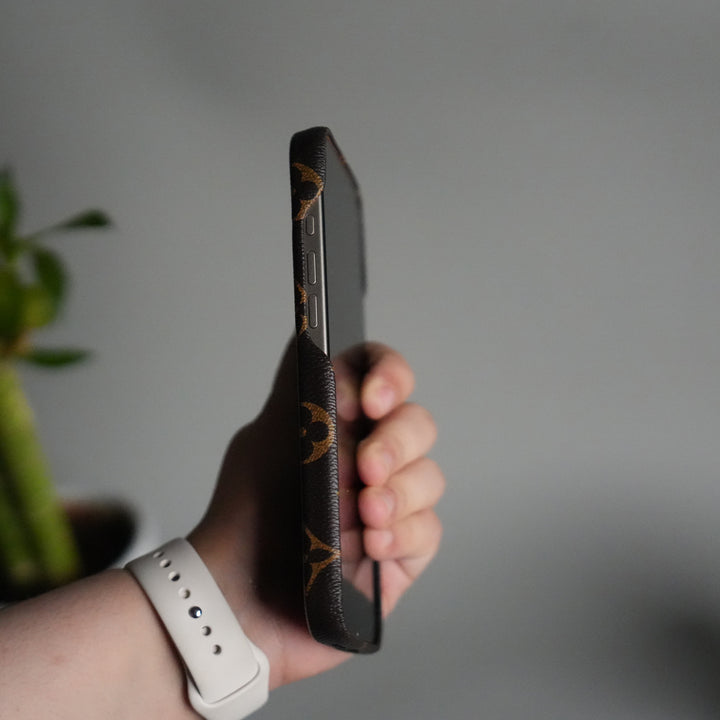 iPhone 17 Series Luxury Full PU Leather Designer Case Cover