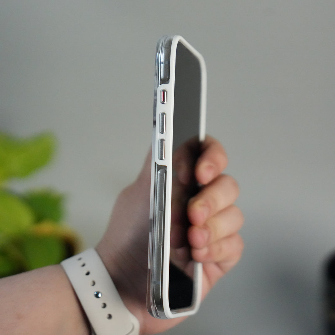 iPhone 17 Crystal Clear Anti-Yellow Case with MagSafe & Metal Camera Bumper