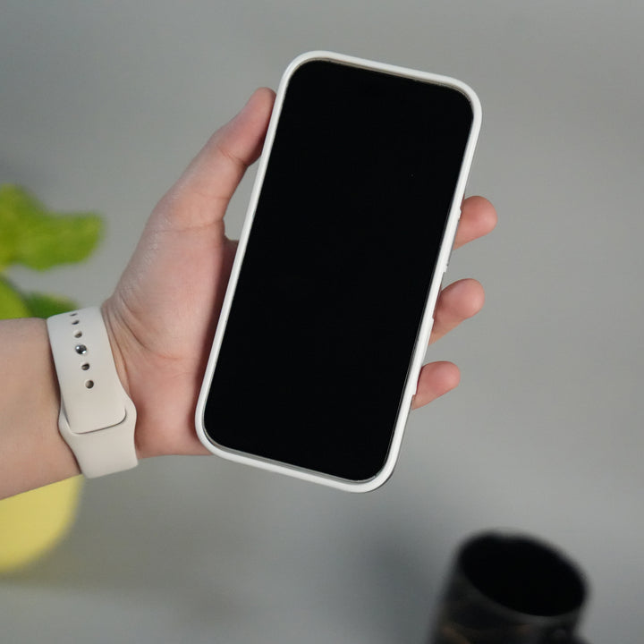 iPhone 17 Crystal Clear Anti-Yellow Case with MagSafe & Metal Camera Bumper