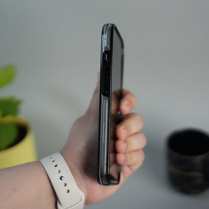 iPhone 17 Crystal Clear Anti-Yellow Case with MagSafe & Metal Camera Bumper