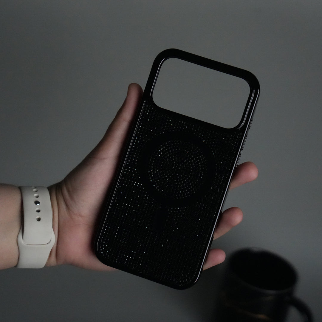 iPhone 17 Pro Max Luxury Diamond Case Cover