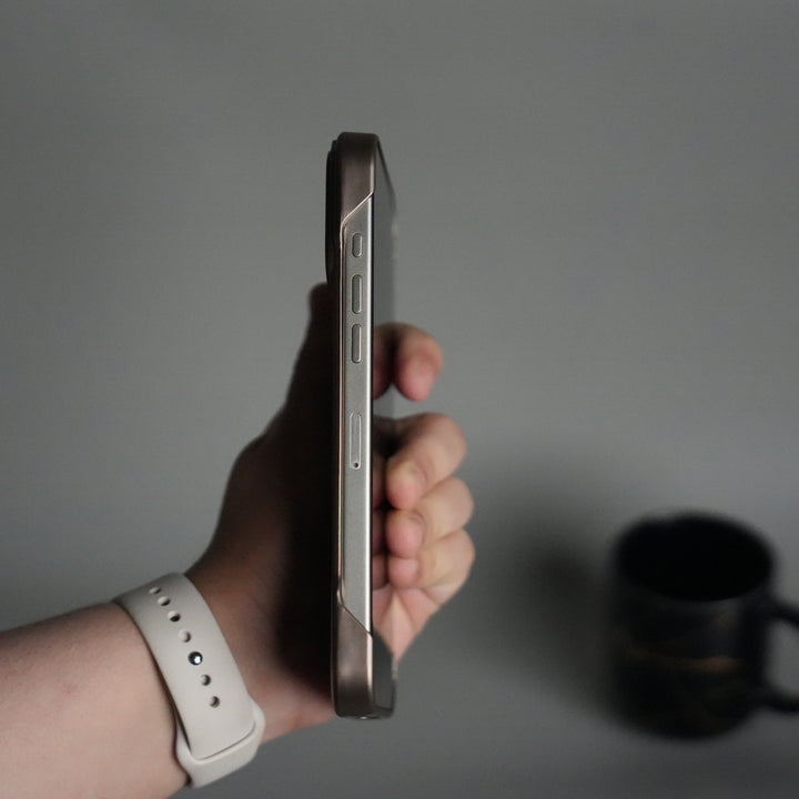 iPhone 17 Series Luxury GG Pattern PU Leather Case