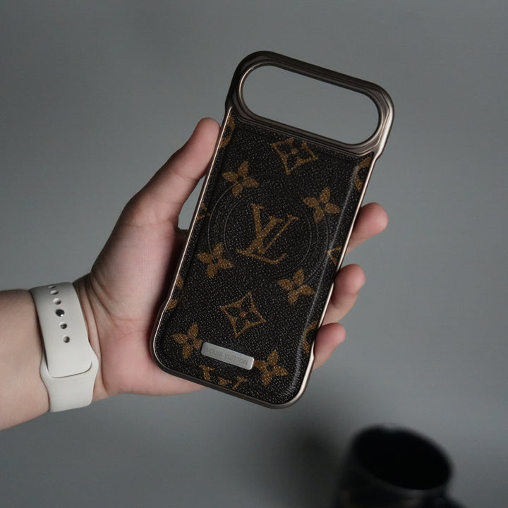 iPhone 17 Air Luxury Brown Pattern PU Leather Case