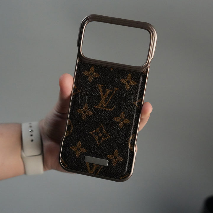 iPhone 17 Series Luxury Brown Pattern PU Leather Case