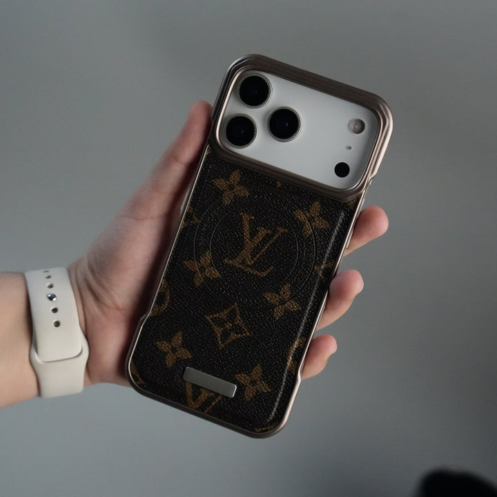 iPhone 17 Series Luxury Brown Pattern PU Leather Case