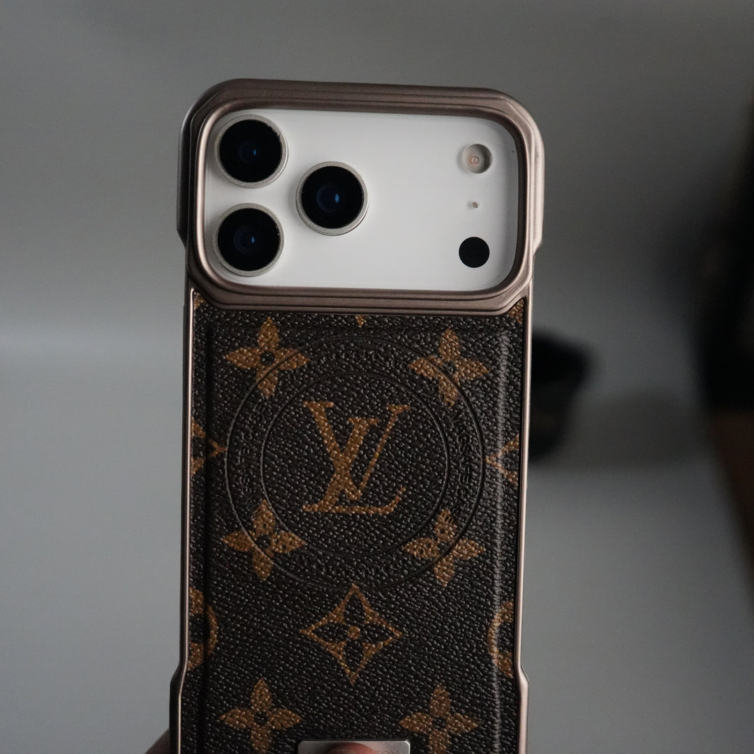 iPhone 17 Series Luxury Brown Pattern PU Leather Case