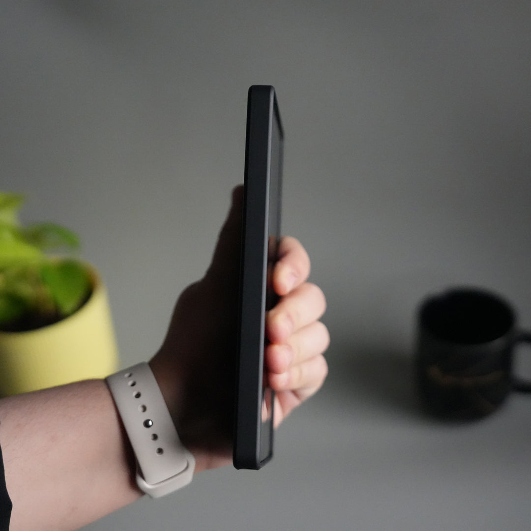 Galaxy S25 Ultra CarbonShield Metal Camera Ring and Rotating Stand Case