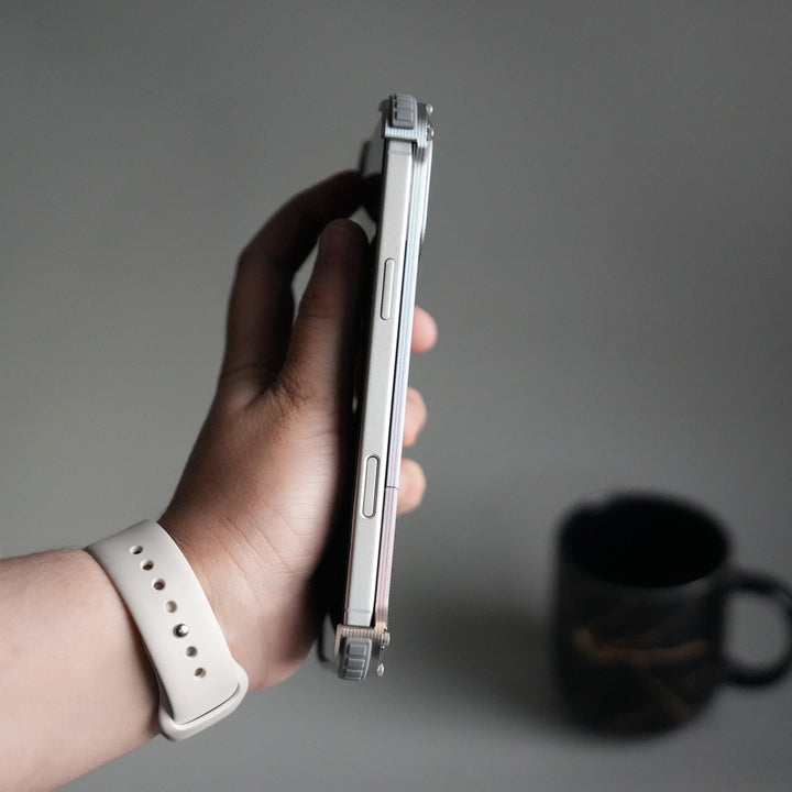 iPhone 17 Series Premium Silver Carbon Design Aluminium Metal Snap On Rotating Stand case