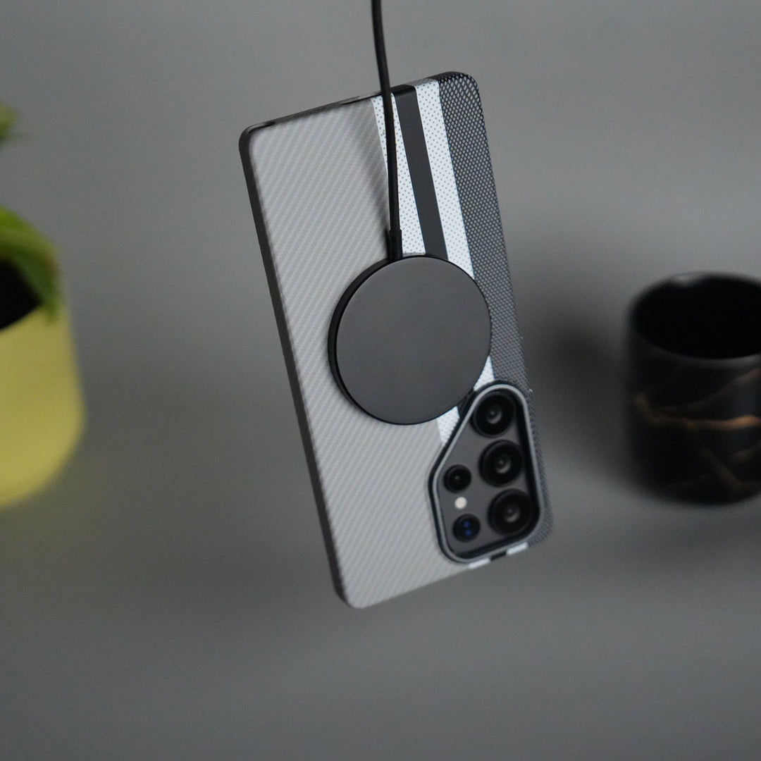 Galaxy S24 Ultra Series Carbon Fiber Texture Aramid Design Hard Pc MagSafe Cover | Stripe Design