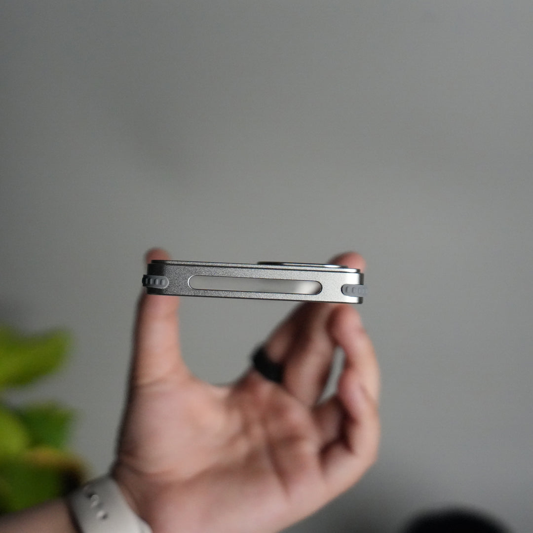 Galaxy S24 ultra Leather Frameless Metal Kickstand Case