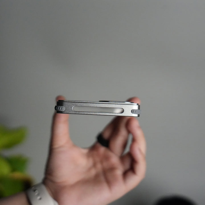 Galaxy S24 ultra Leather Frameless Metal Kickstand Case