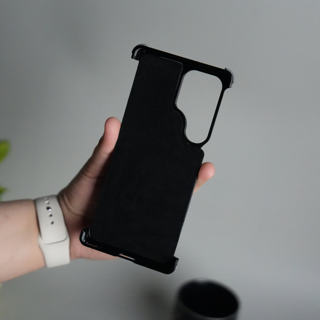 Galaxy S24 ultra Leather Frameless Metal Kickstand Case