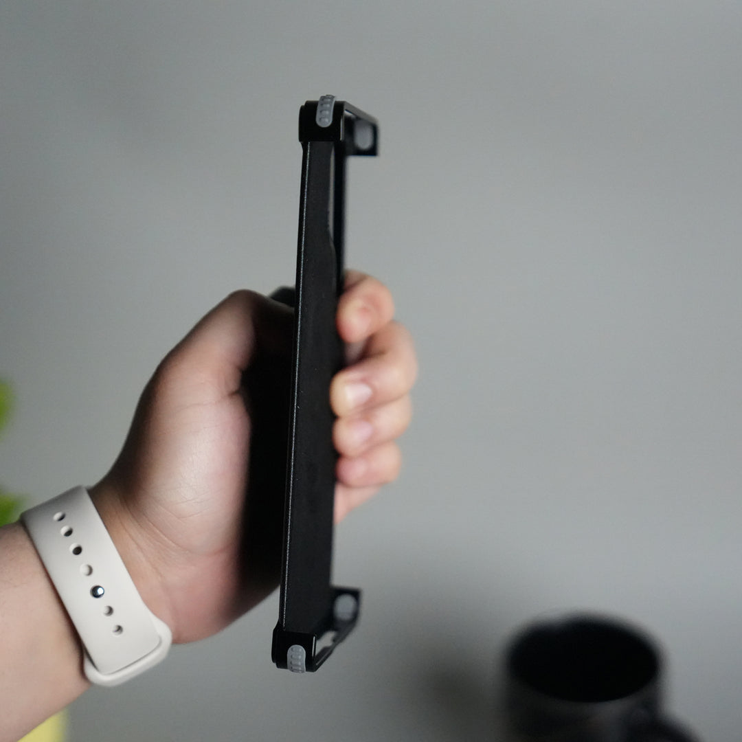 Galaxy S24 ultra Leather Frameless Metal Kickstand Case