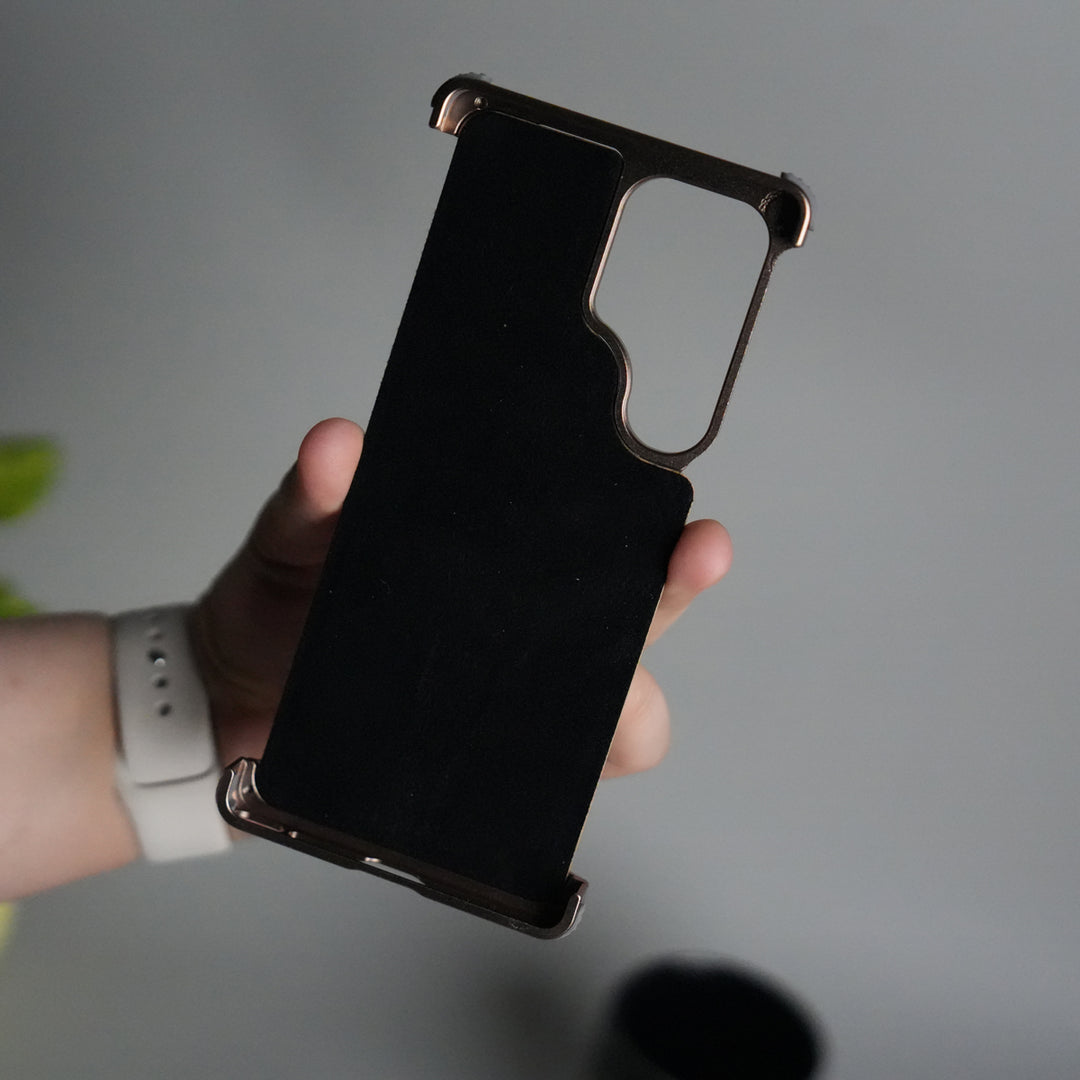 Galaxy S24 ultra Leather Frameless Metal Kickstand Case