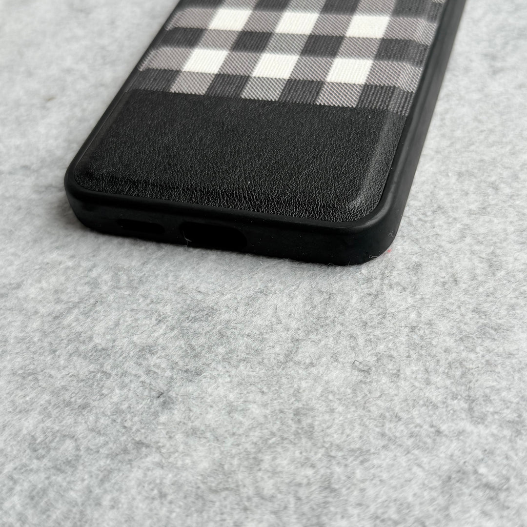  Galaxy S25 Plus Checks Leather Case With Detachable Magnetic Magsafe Card Holder Cover