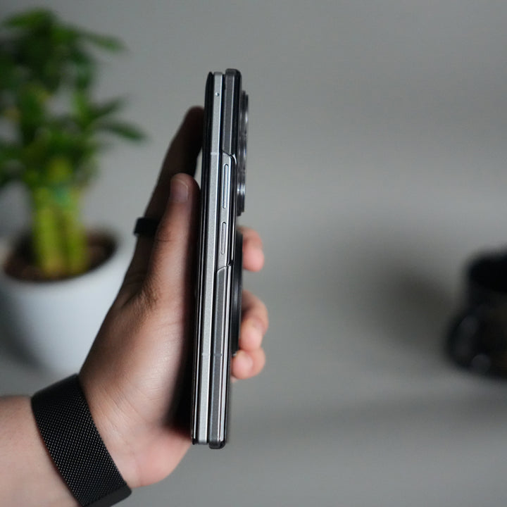 Galaxy Z Fold 5 Luxury Leather Rotating Ring Stand Case