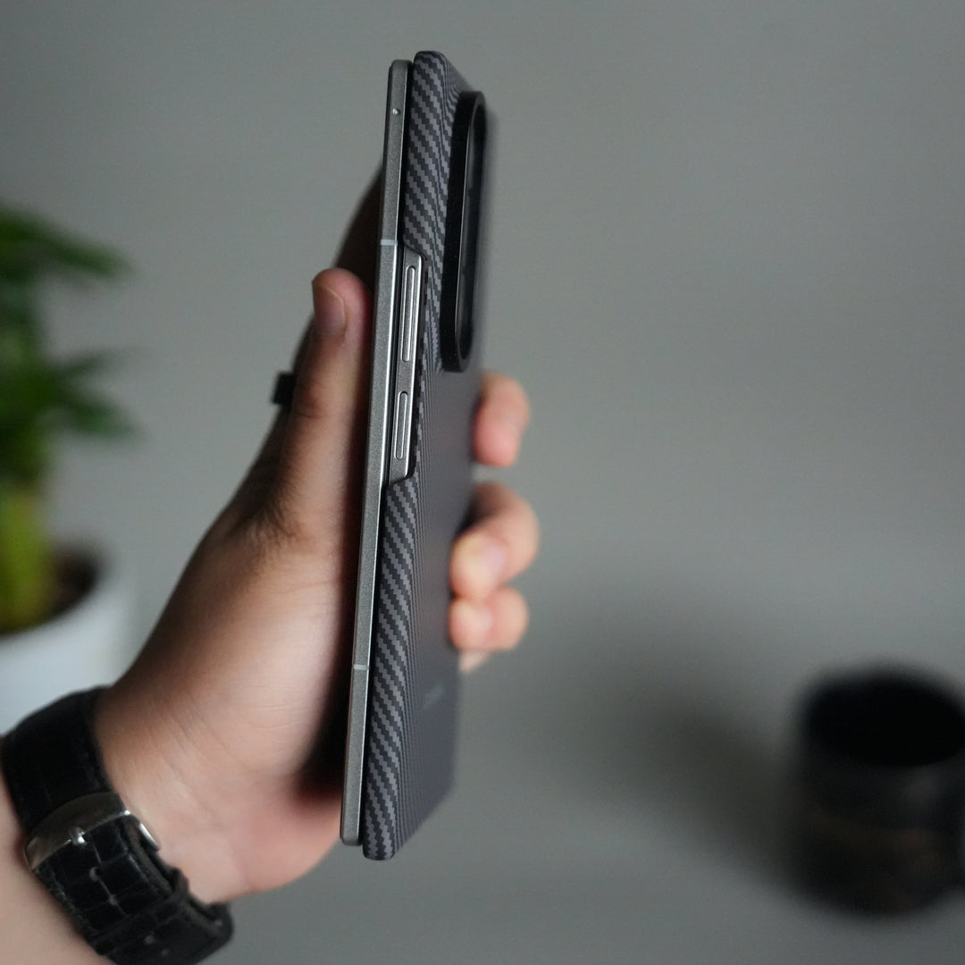 Galaxy Z Fold 7 Carbon Fiber Texture Back Case with Front Membrane | Ultra-Thin Protective Cover