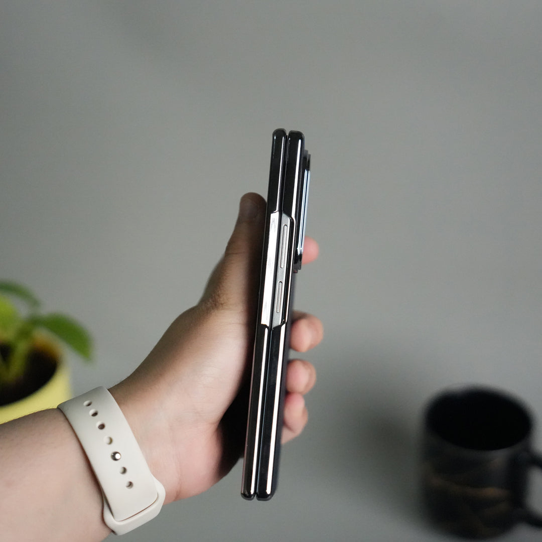 Galaxy Z Fold 7 Premium Dotted Design Slim Case Hinge Protection (Front + Back Cover)