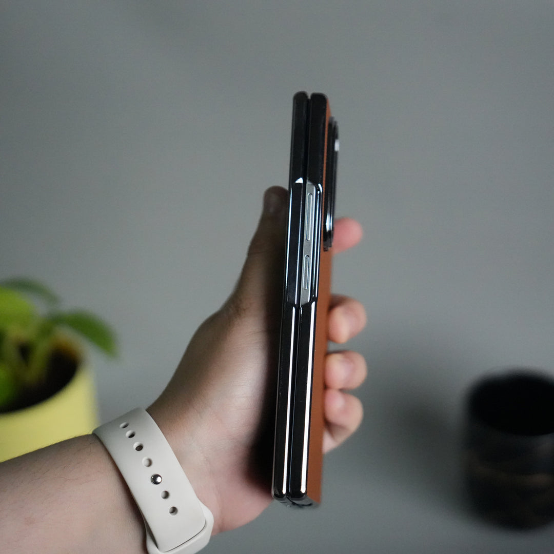 Galaxy Z Fold 7 Premium Dotted Design Slim Case Hinge Protection (Front + Back Cover)