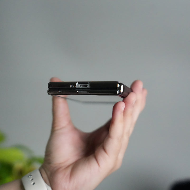 Galaxy Z Fold 7 Premium Fiber Stripe Design Slim Case Hinge Protection (Front + Back Cover)