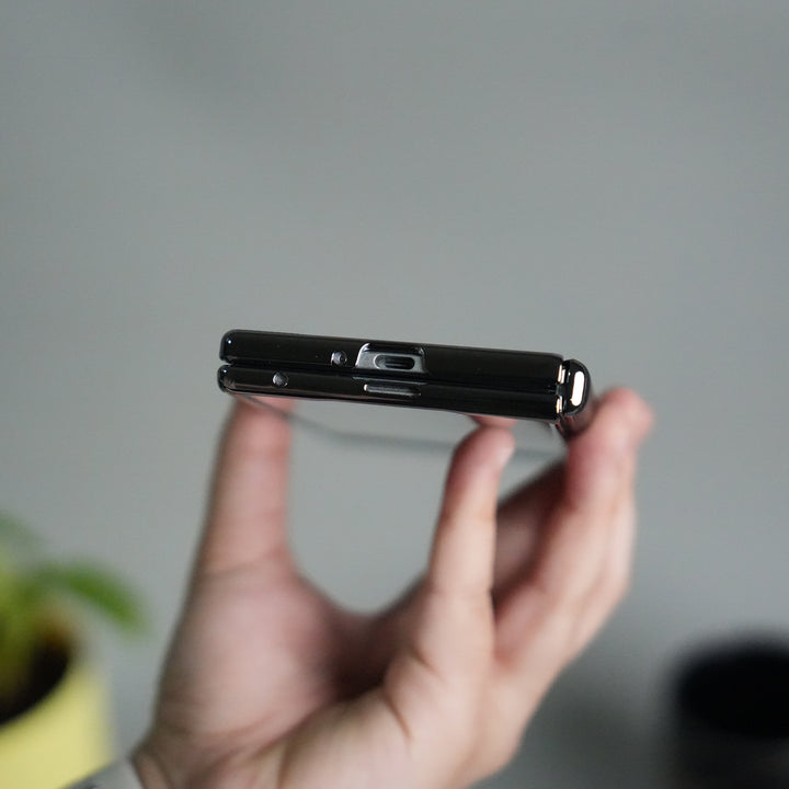 Galaxy Z Fold 7 Premium Fiber Stripe Design Slim Case Hinge Protection (Front + Back Cover)