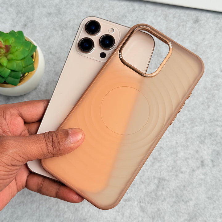 iPhone 16 Pro Max Desert Titanium Wave Circle Design Cover