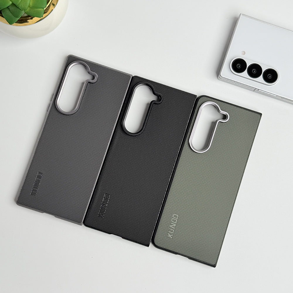 Samsung Galaxy Z Fold 6  Dotted Texture Cover