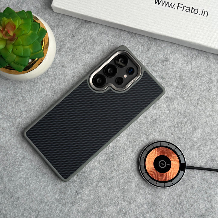Samsung Galaxy S25 Ultra Carbon Fiber Design MagSafe Cover